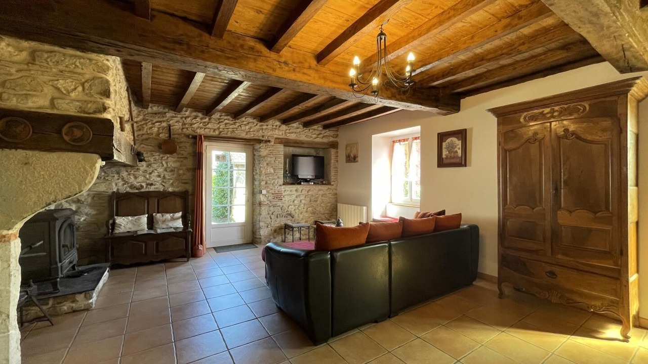 Photo of Livingroom in Viellesegure