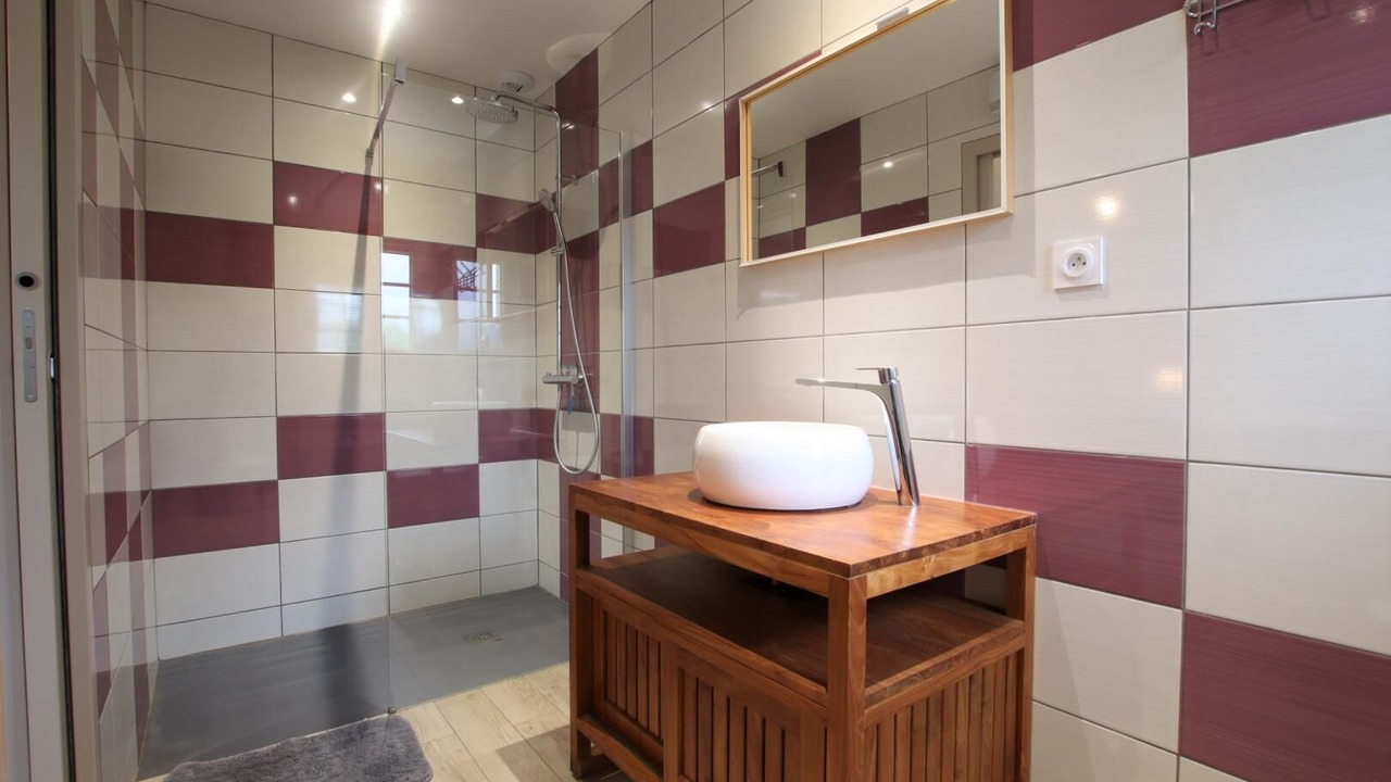 Photo of Bathroom in Ahaxe-Alciette-Bascassan