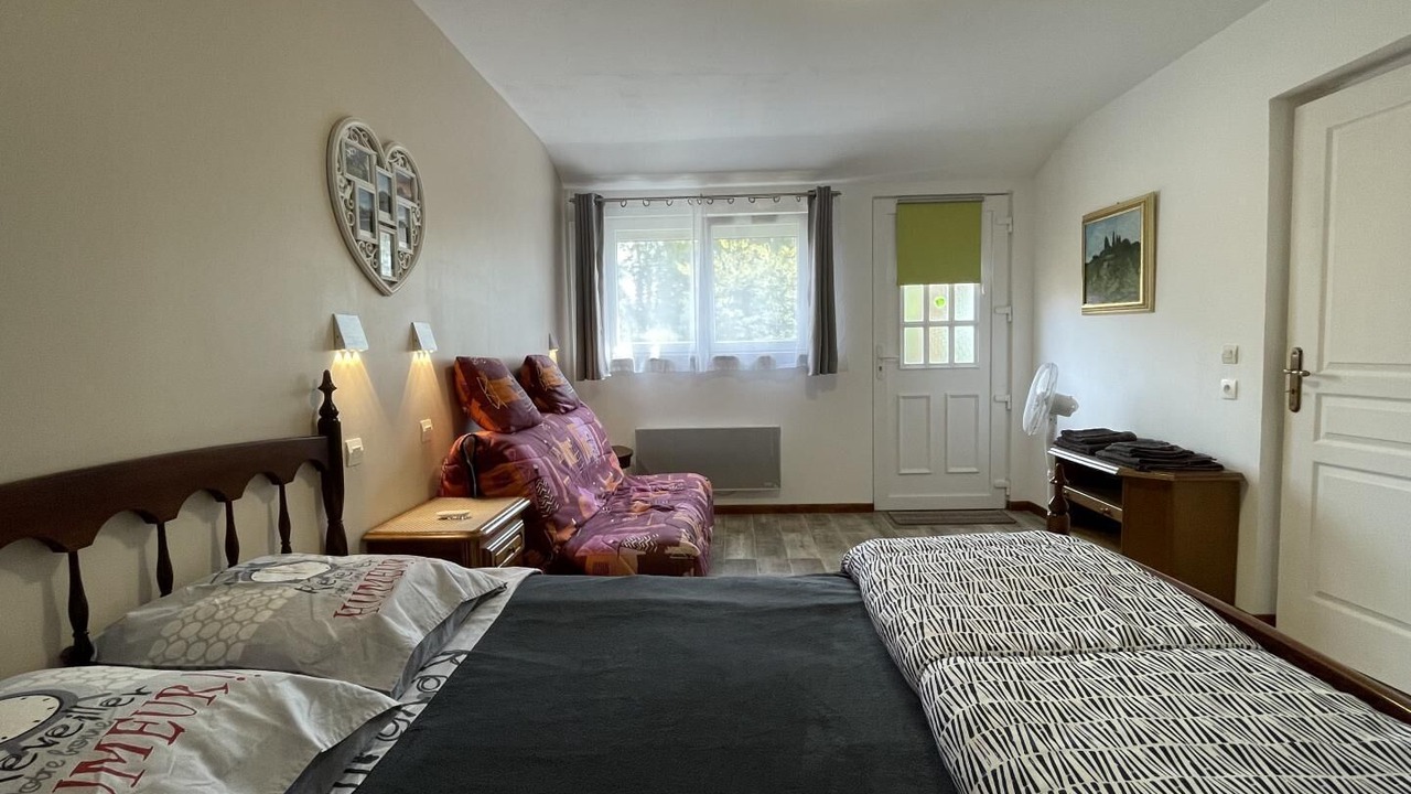 Photo of Bedroom in Lespourcy