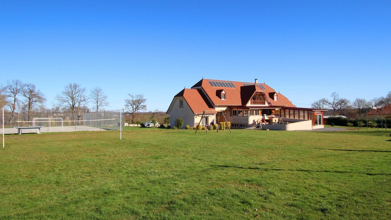 Photo of Others in Lespourcy