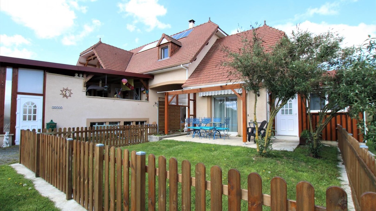 Photo of Outdoor in Lespourcy