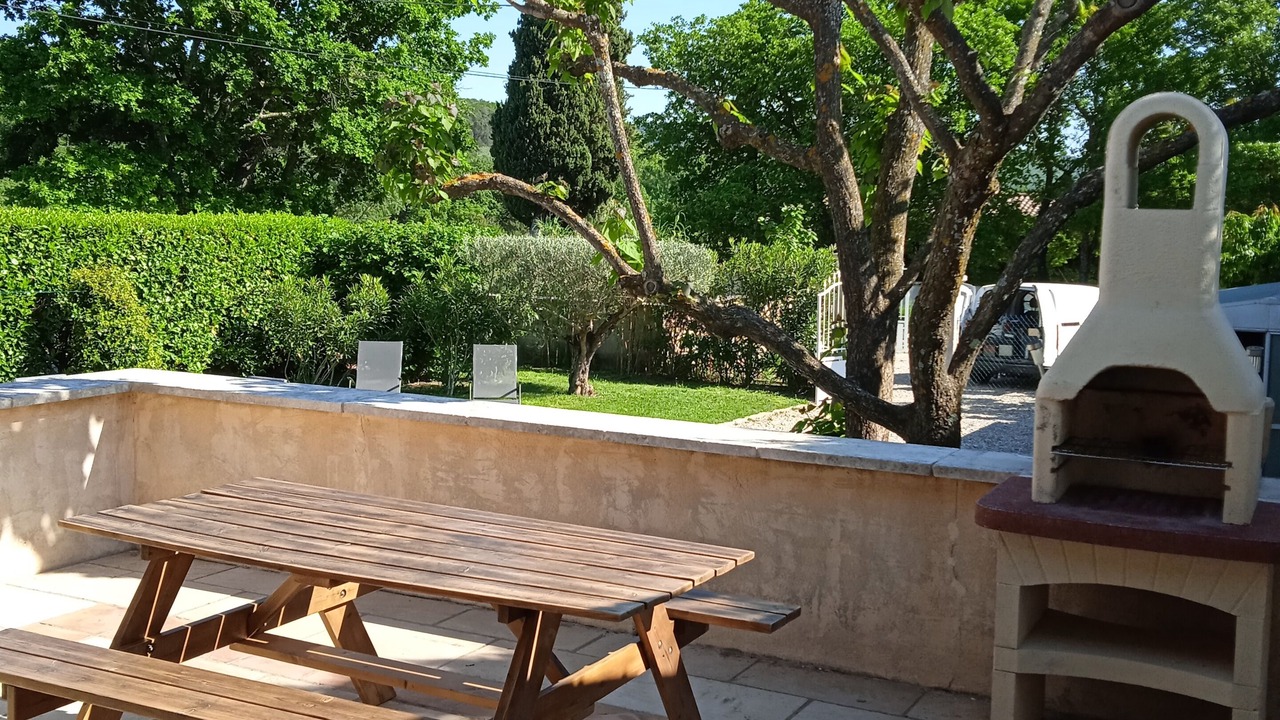 Photo of Outdoor in Roussas