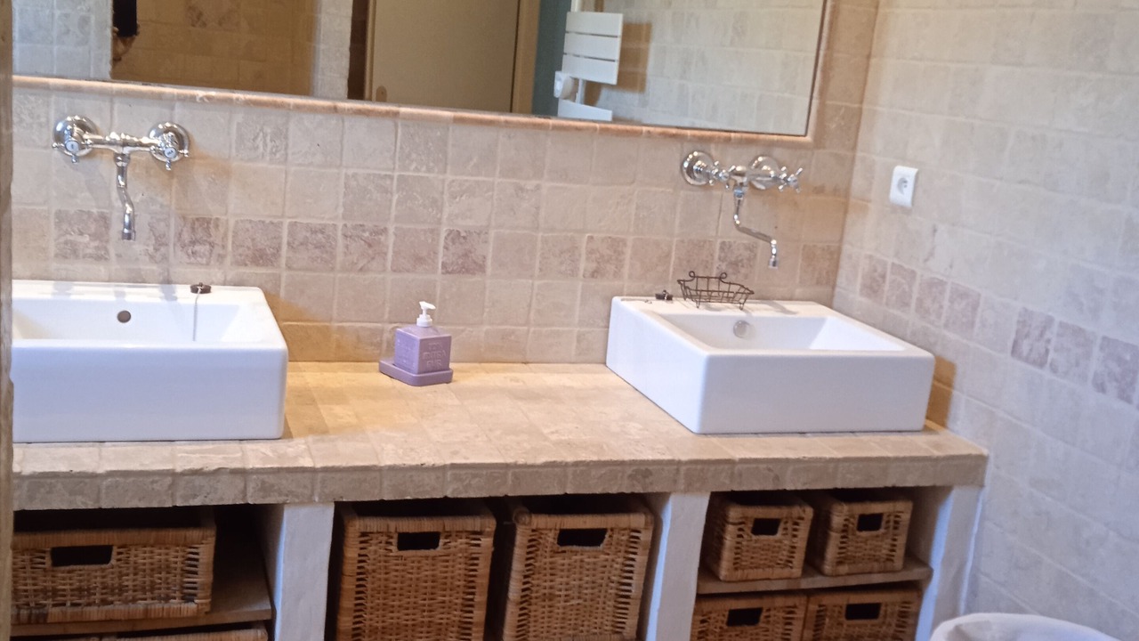 Photo of Bathroom in Roussas