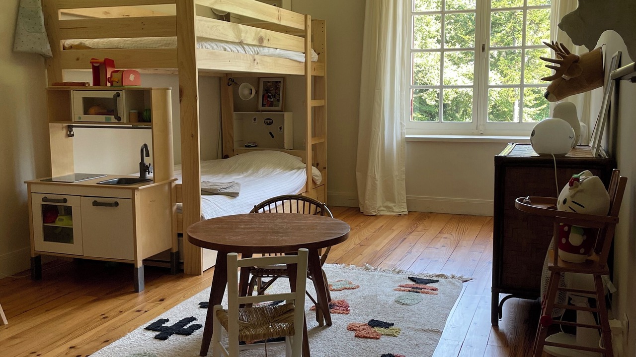 Photo of Bedroom in Lignan-de-Bordeaux