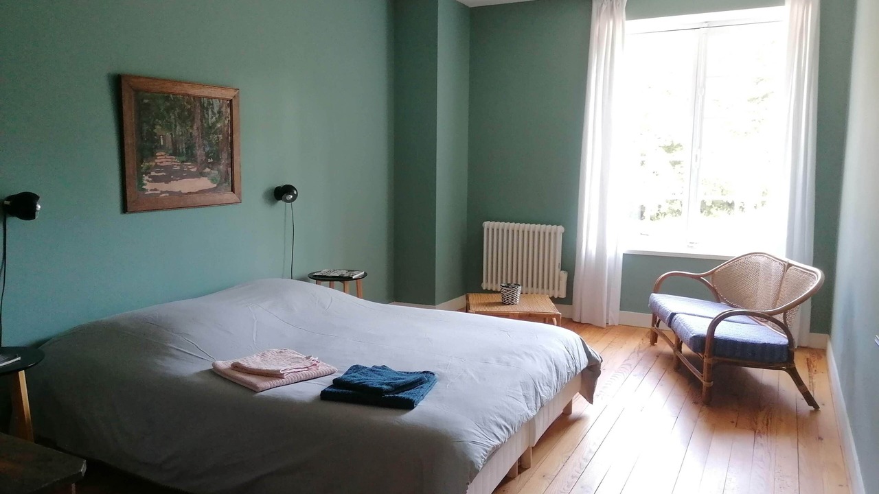 Photo of Bedroom in Lignan-de-Bordeaux
