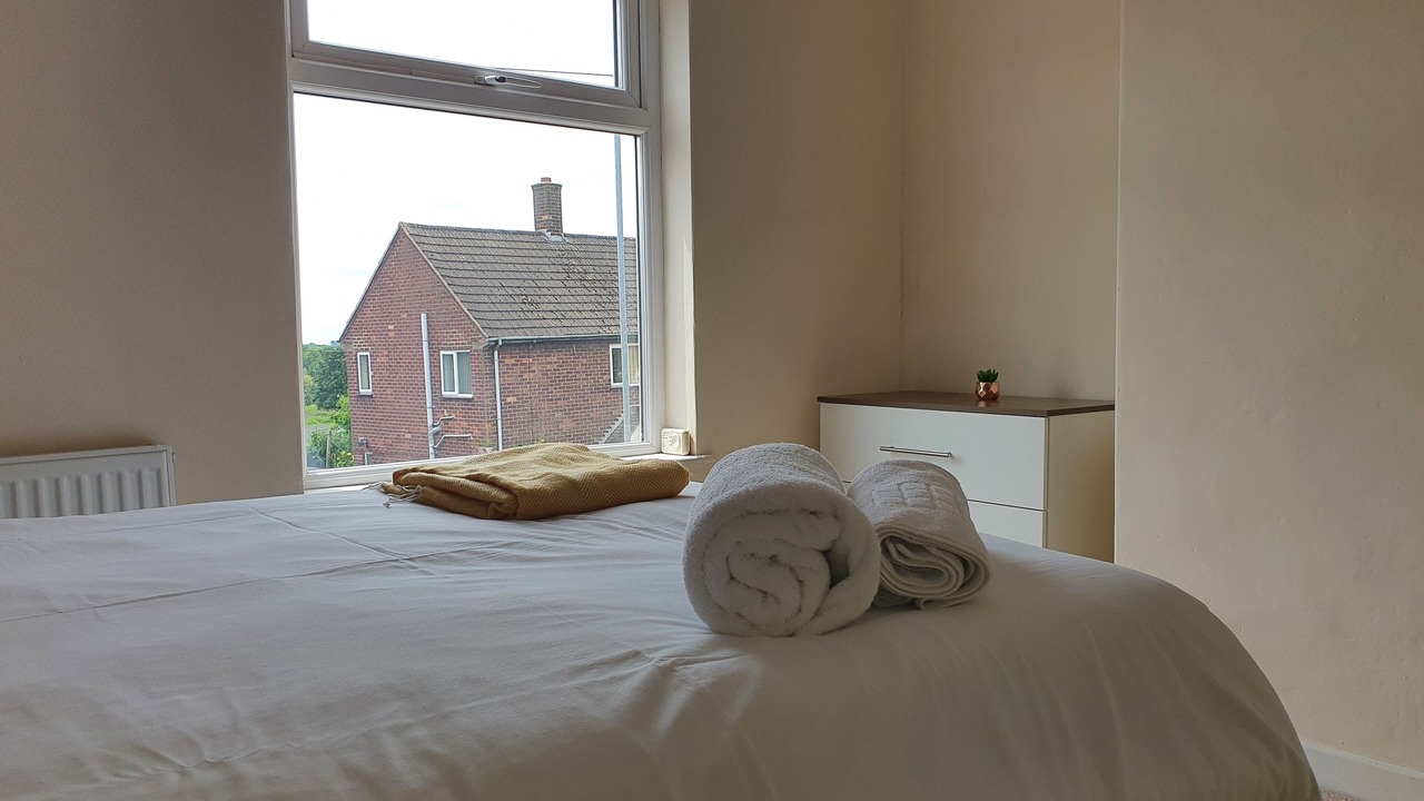Photo of Bedroom in Alsagers Bank