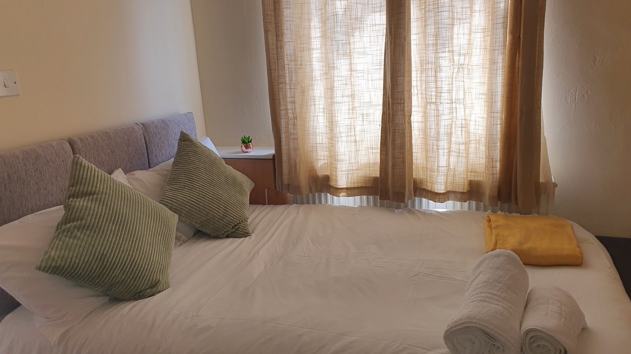 Photo of Bedroom in Alsagers Bank