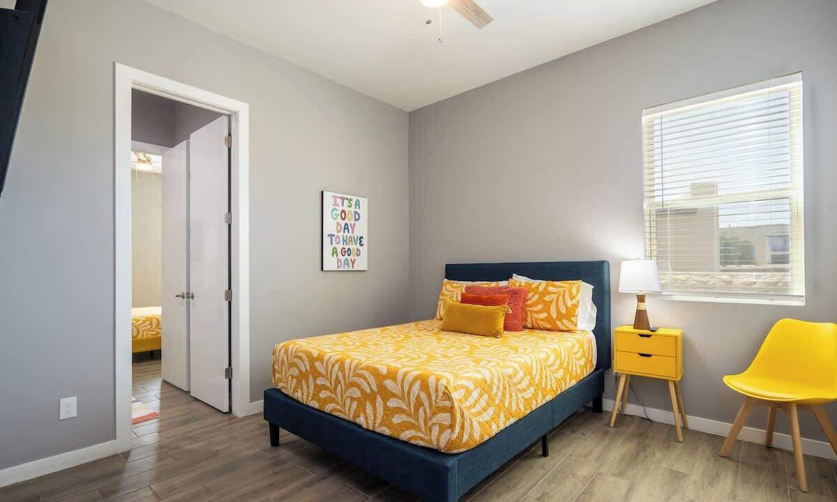 Photo of Bedroom in Biggs Field