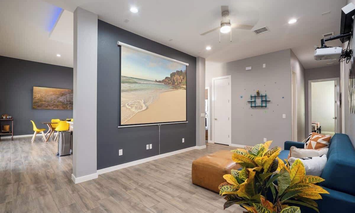 Photo of Livingroom in Biggs Field