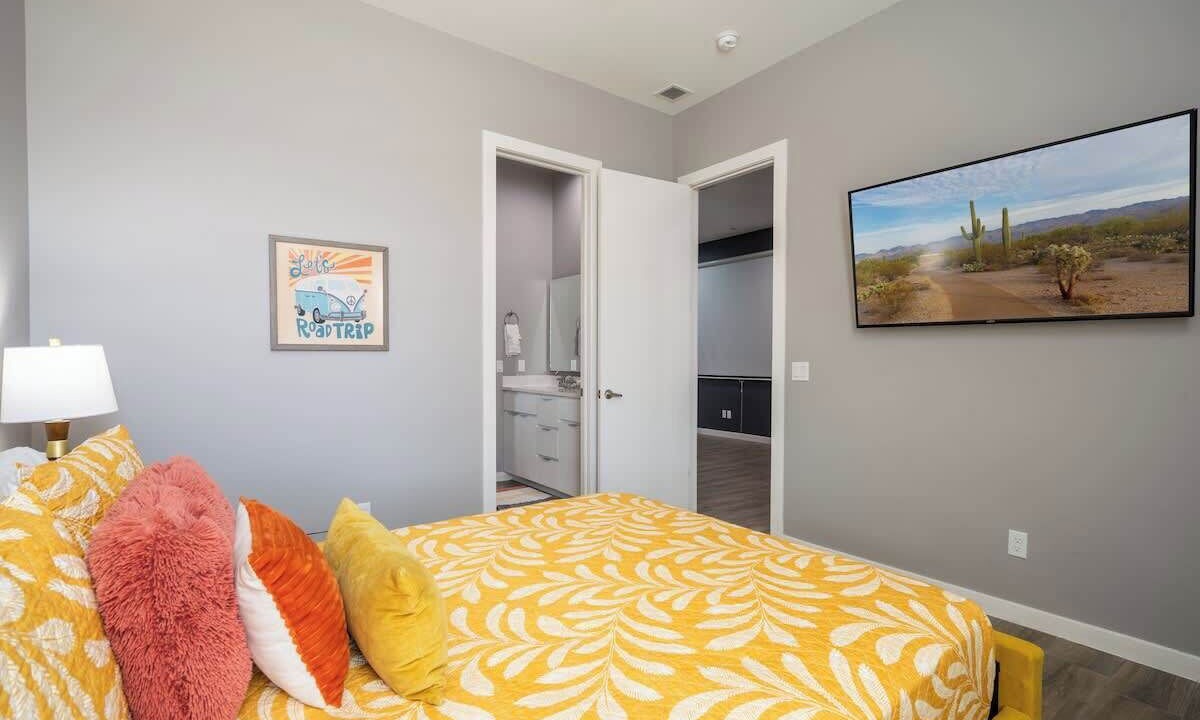 Photo of Bedroom in Biggs Field