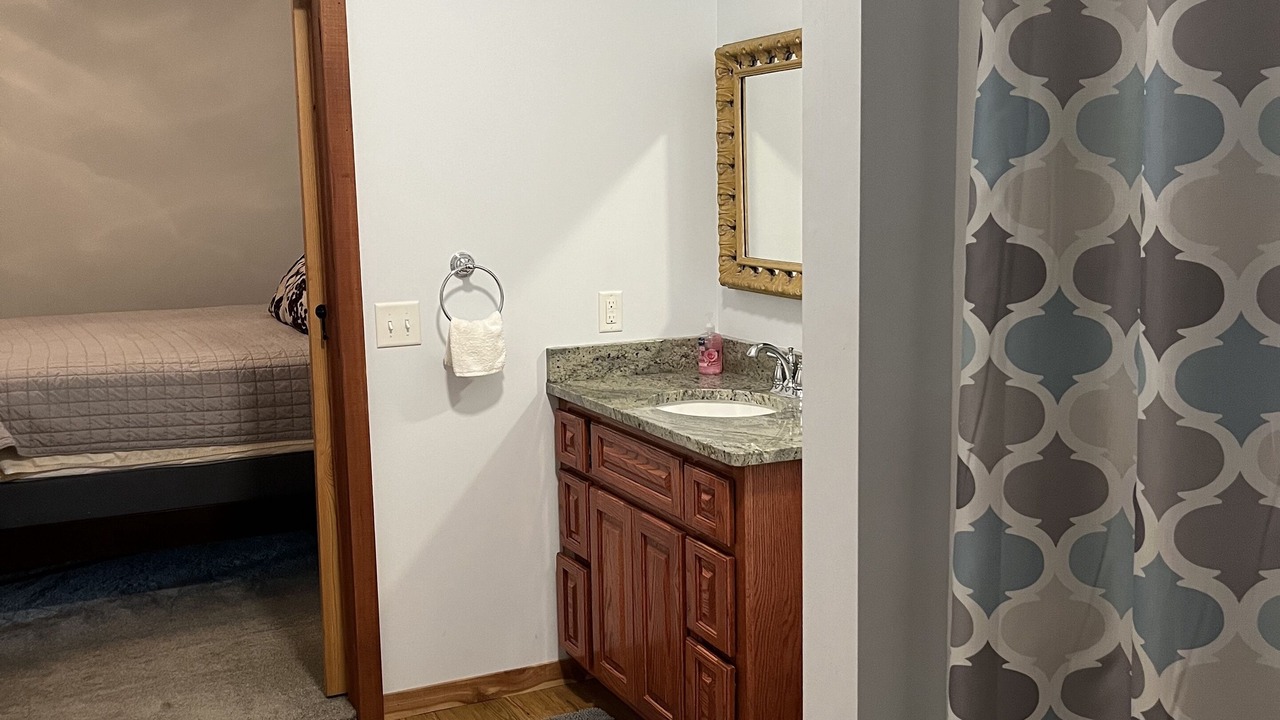 Photo of Bedroom in Midland City
