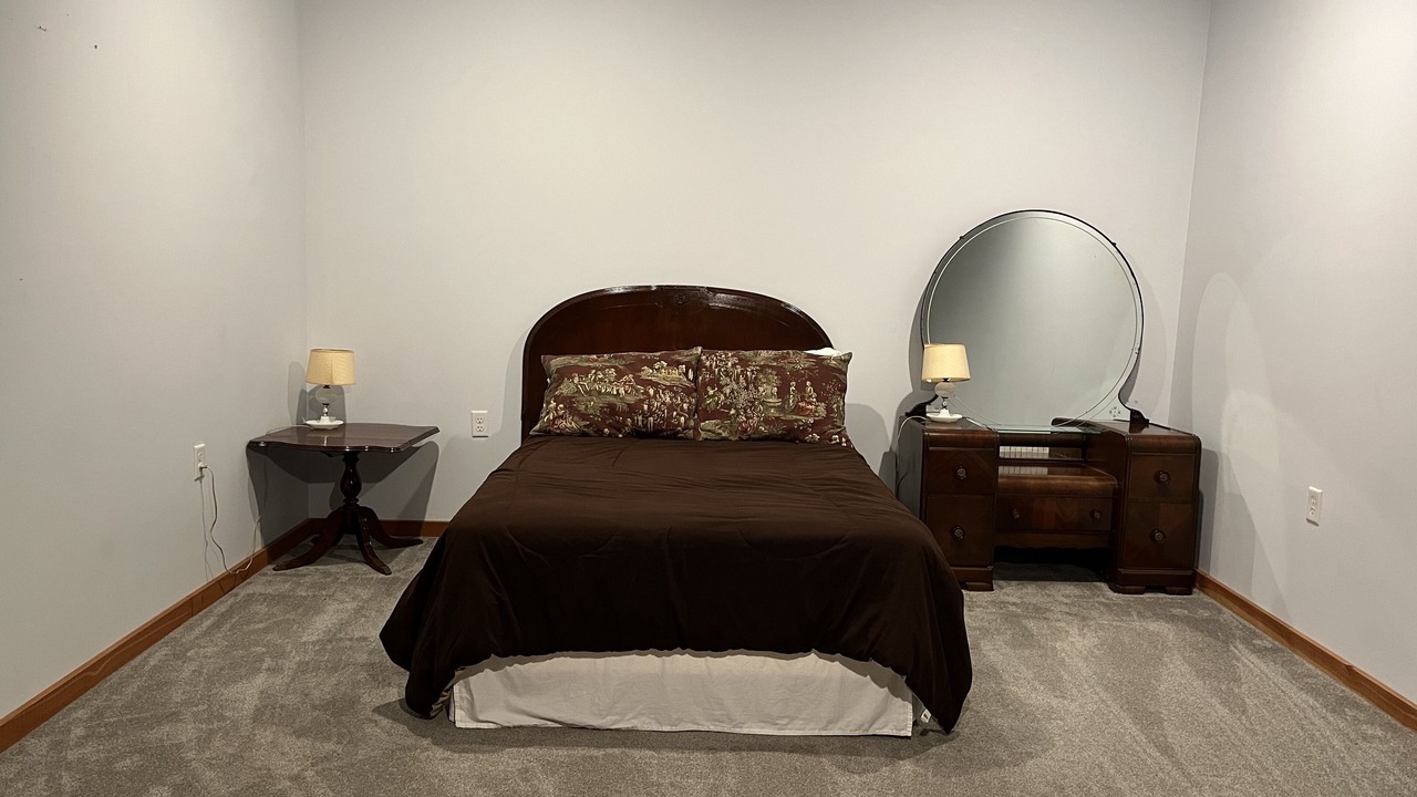 Photo of Bedroom in Midland City