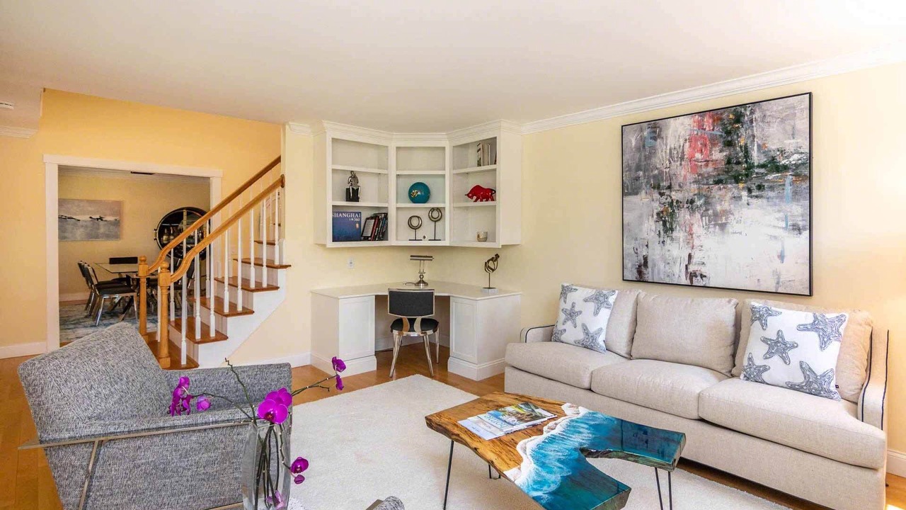 Photo of Livingroom in Edgartown