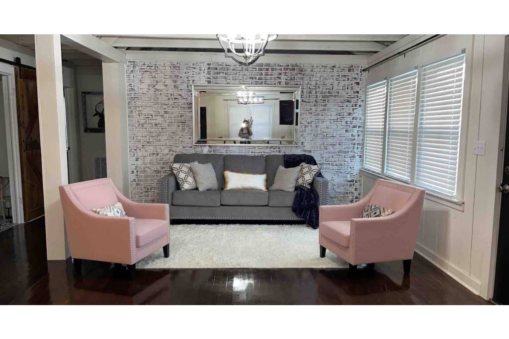 Photo of Livingroom in Kelly