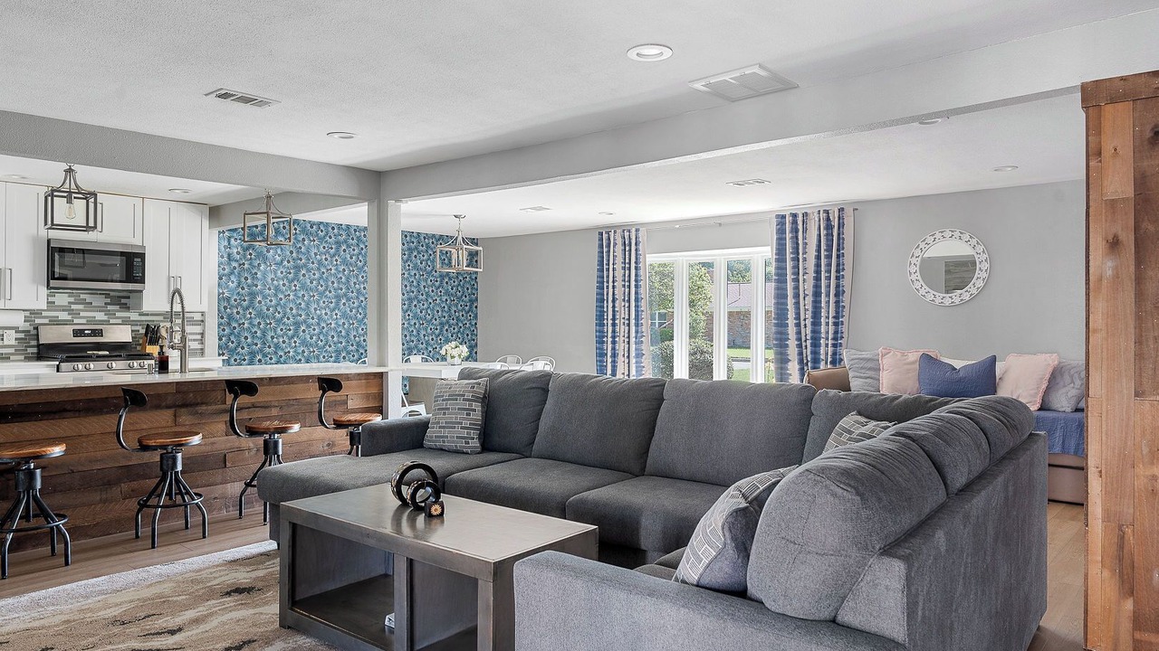 Photo of Livingroom in Northwest Dallas
