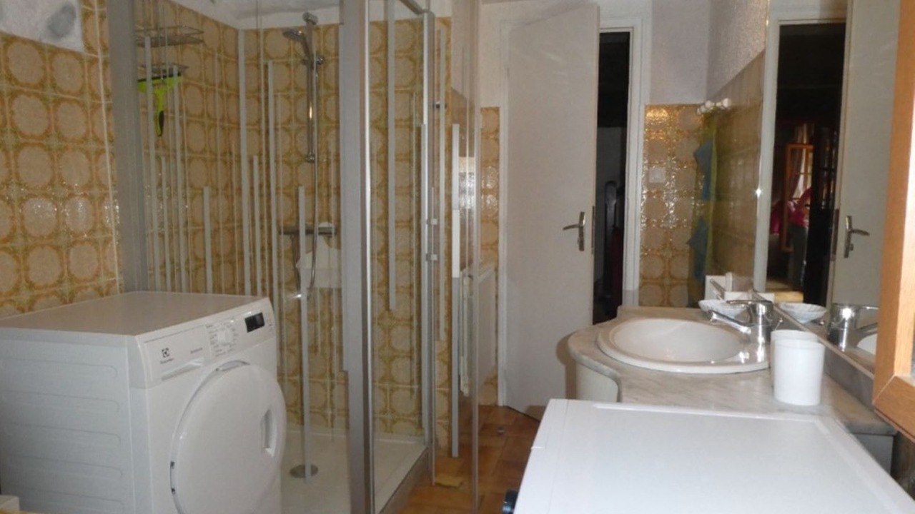 Photo of Bathroom in Jarret