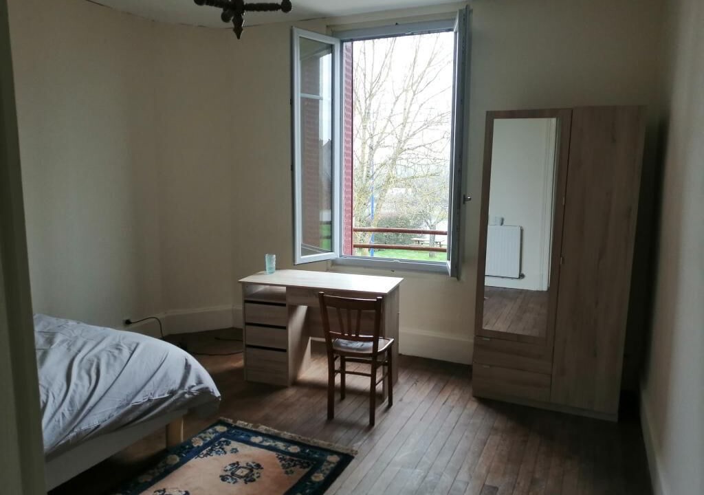 Photo of Bedroom in Lere