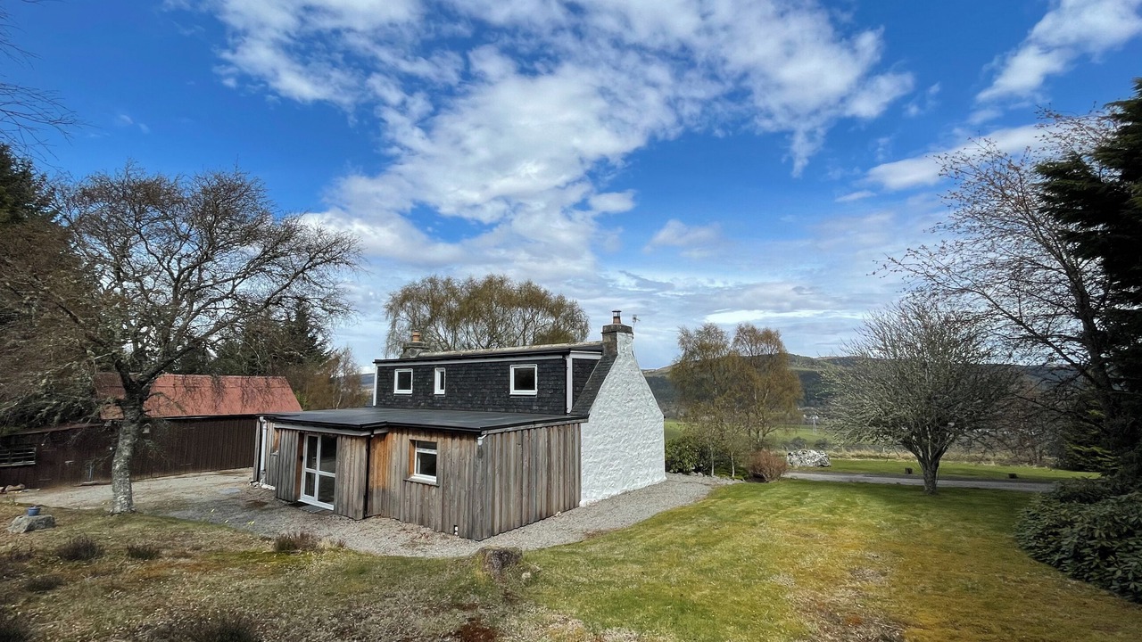 Photo of Outdoor in Culrain