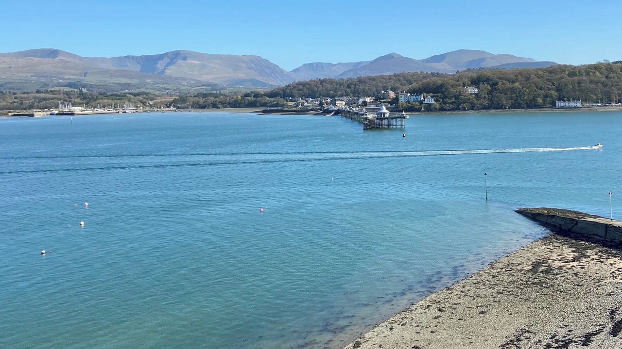 Photo of Others in Menai Bridge