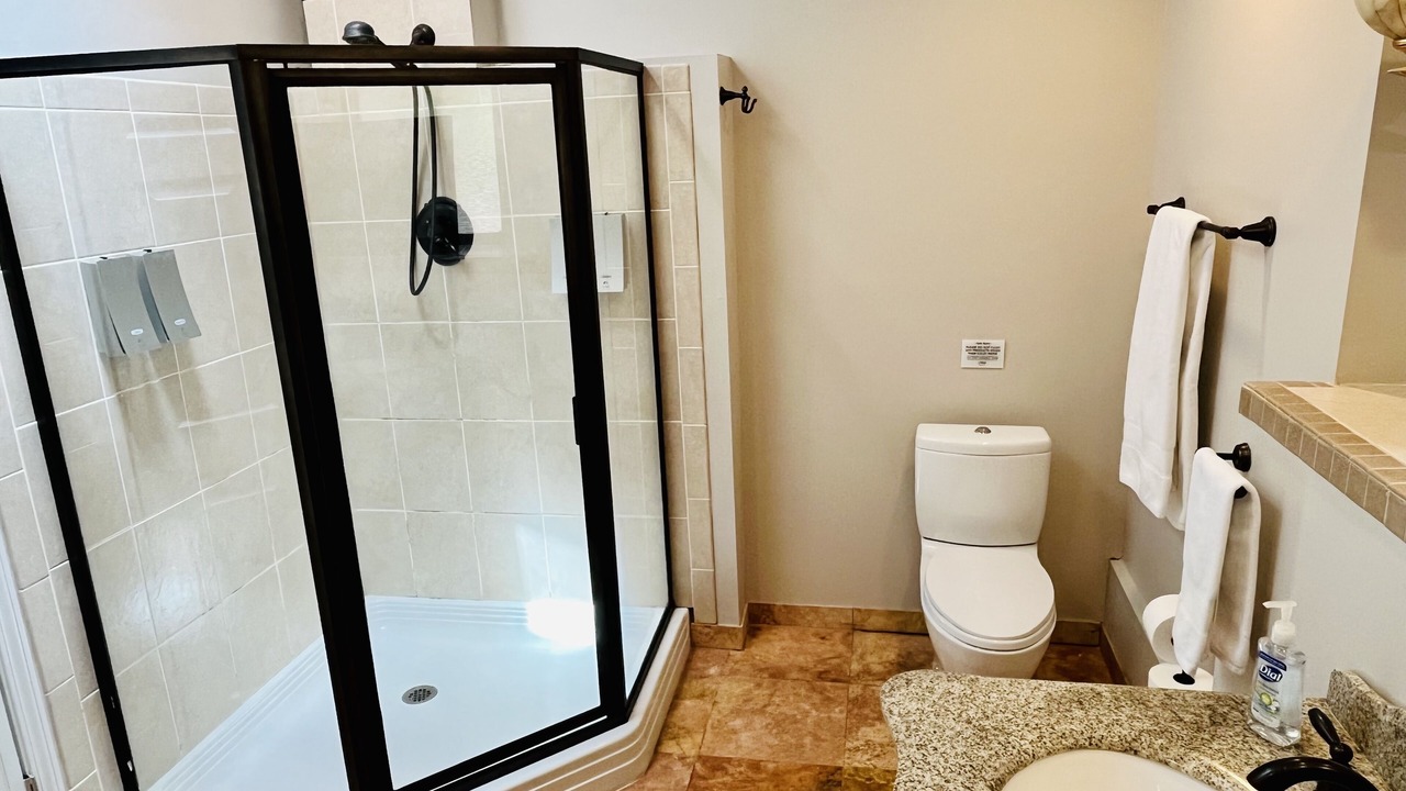 Photo of Bathroom in Huddleston