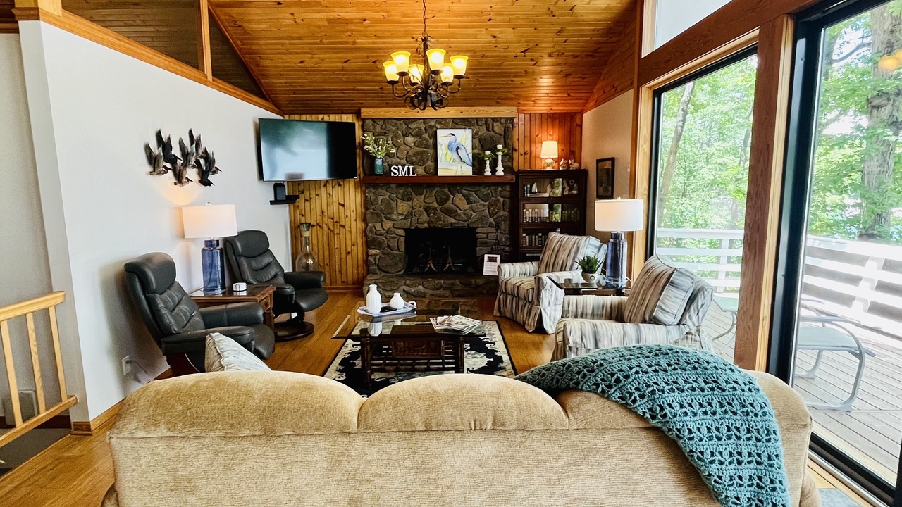 Photo of Livingroom in Huddleston