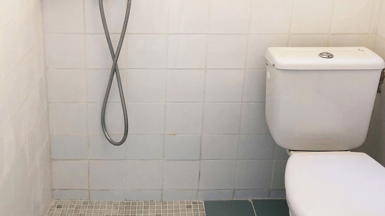 Photo of Bathroom in Saint-Remy-Boscrocourt