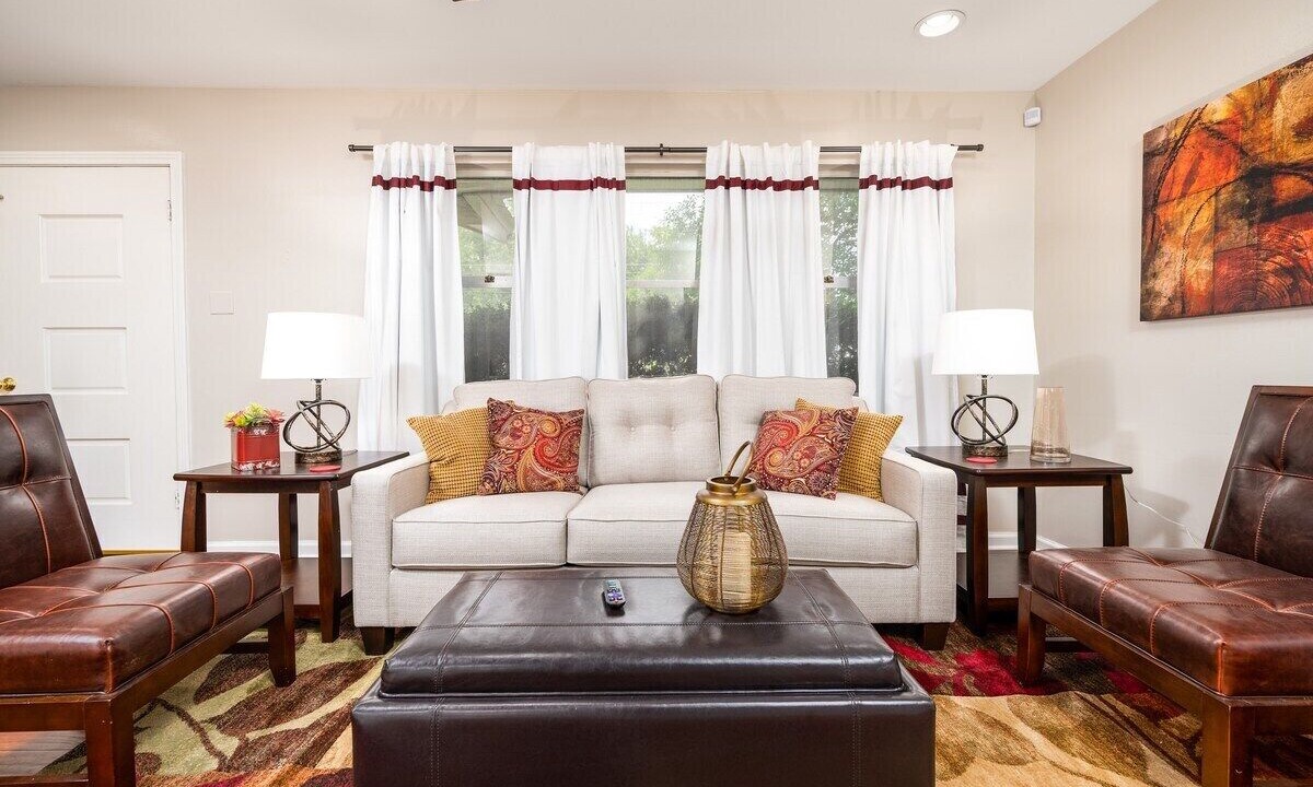Photo of Livingroom in Alexandria
