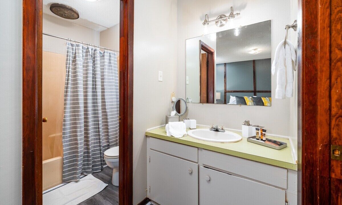 Photo of Bathroom in Pineville