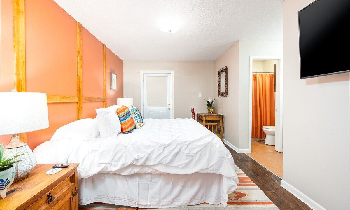 Photo of Bedroom in Pineville