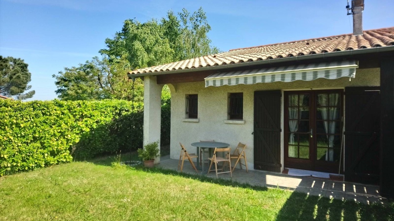 Photo of Outdoor in Labarthe-sur-Leze