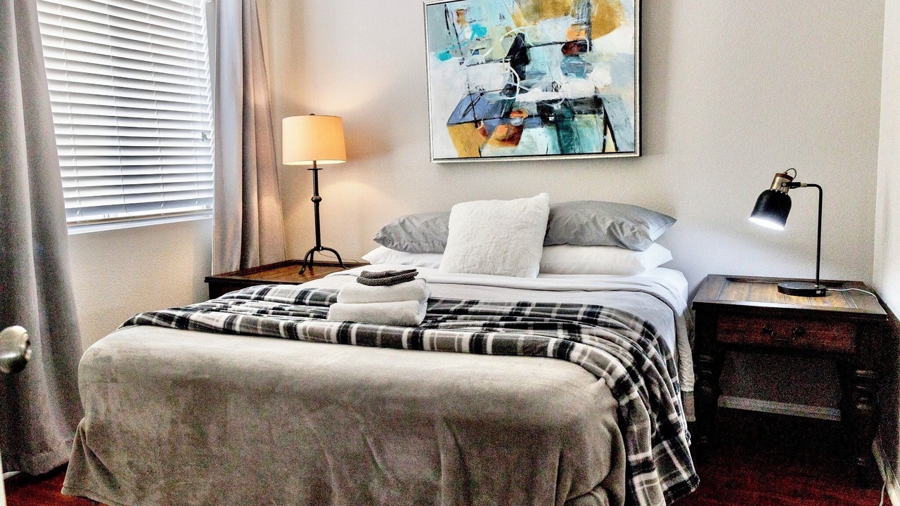 Photo of Bedroom in Green Valley