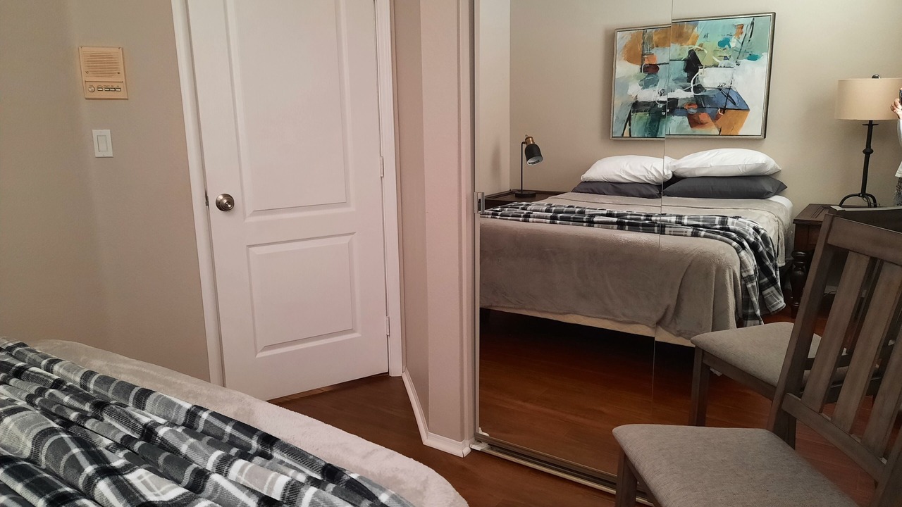 Photo of Bedroom in Green Valley