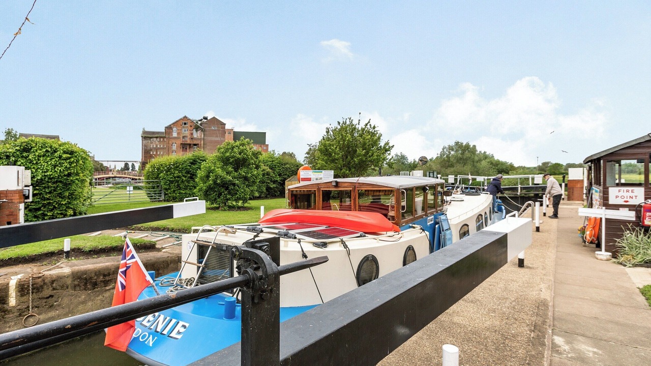 Photo of Others in Tewkesbury