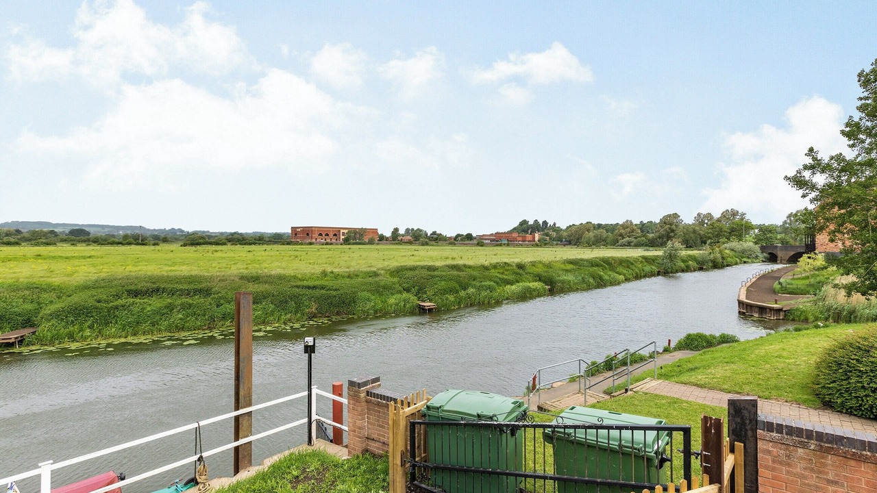 Photo of Others in Tewkesbury