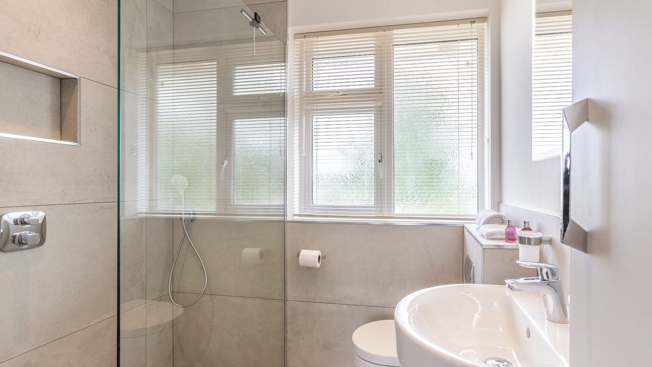 Photo of Bedroom in Tewkesbury