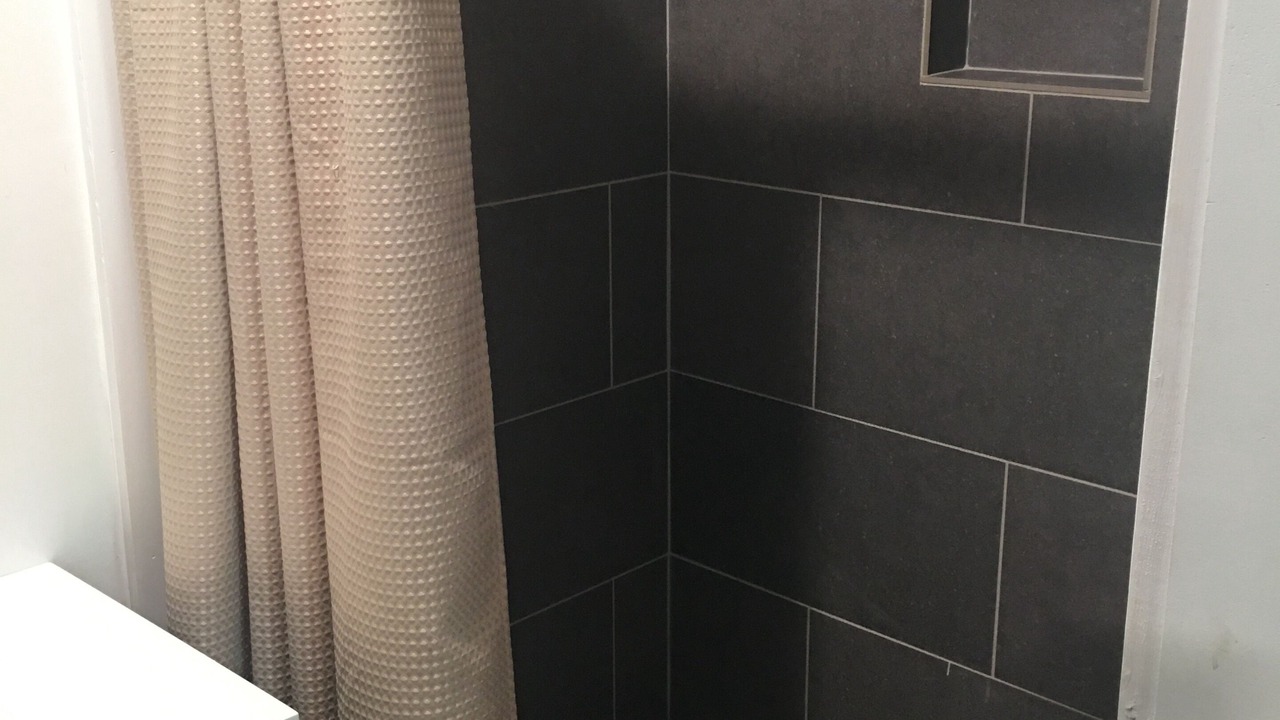 Photo of Bathroom in Glace