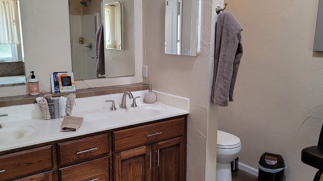 Photo of Bathroom in Eminence