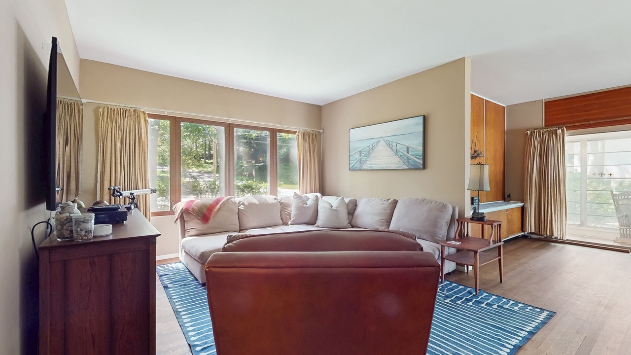 Photo of Livingroom in Michiana