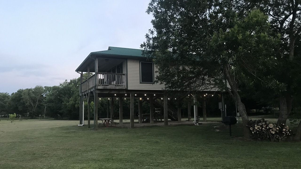 Photo of Outdoor in Elmaton