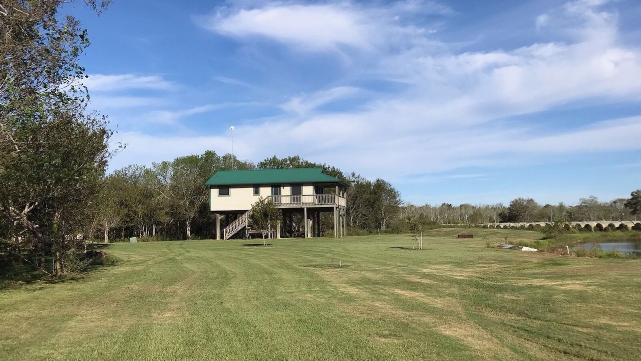 Photo of Outdoor in Elmaton