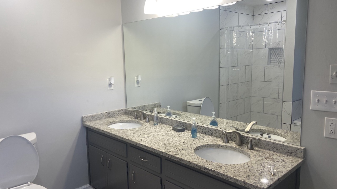 Photo of Bathroom in Lawrenceville