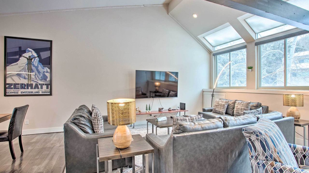 Photo of Livingroom in Eagle-Vail
