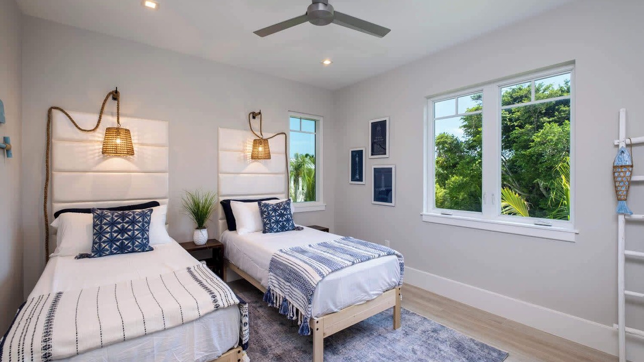 Photo of Bedroom in Islamorada