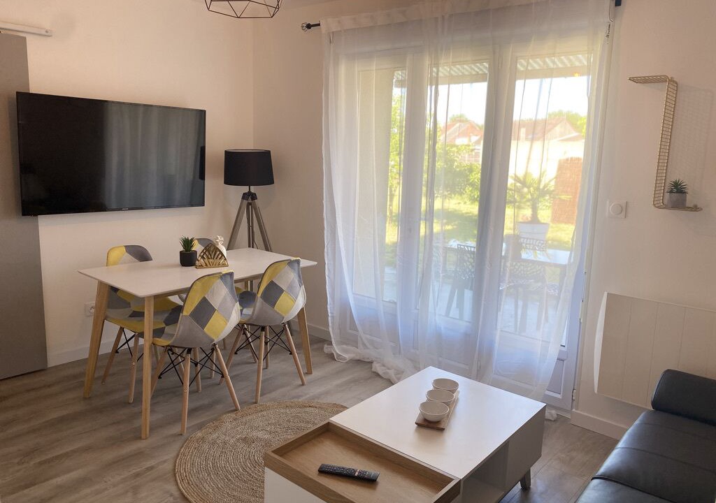 Photo of Livingroom in Saint-Amand-les-Eaux