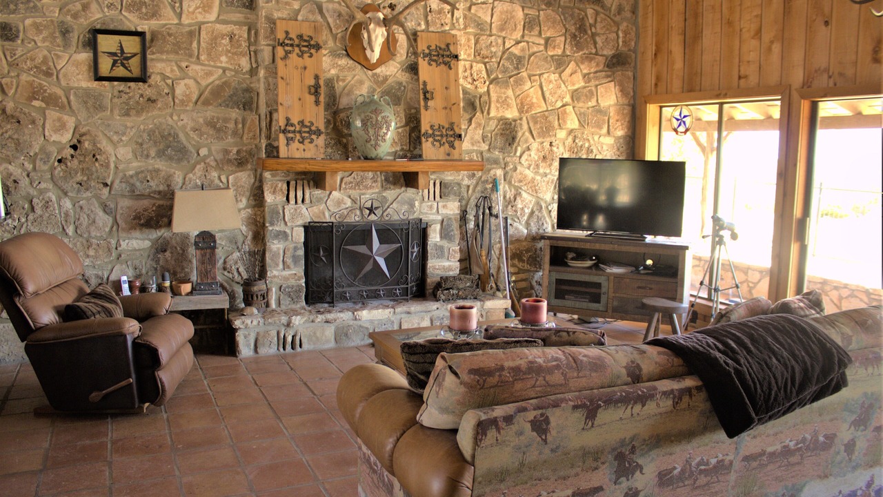 Photo of Livingroom in Telegraph
