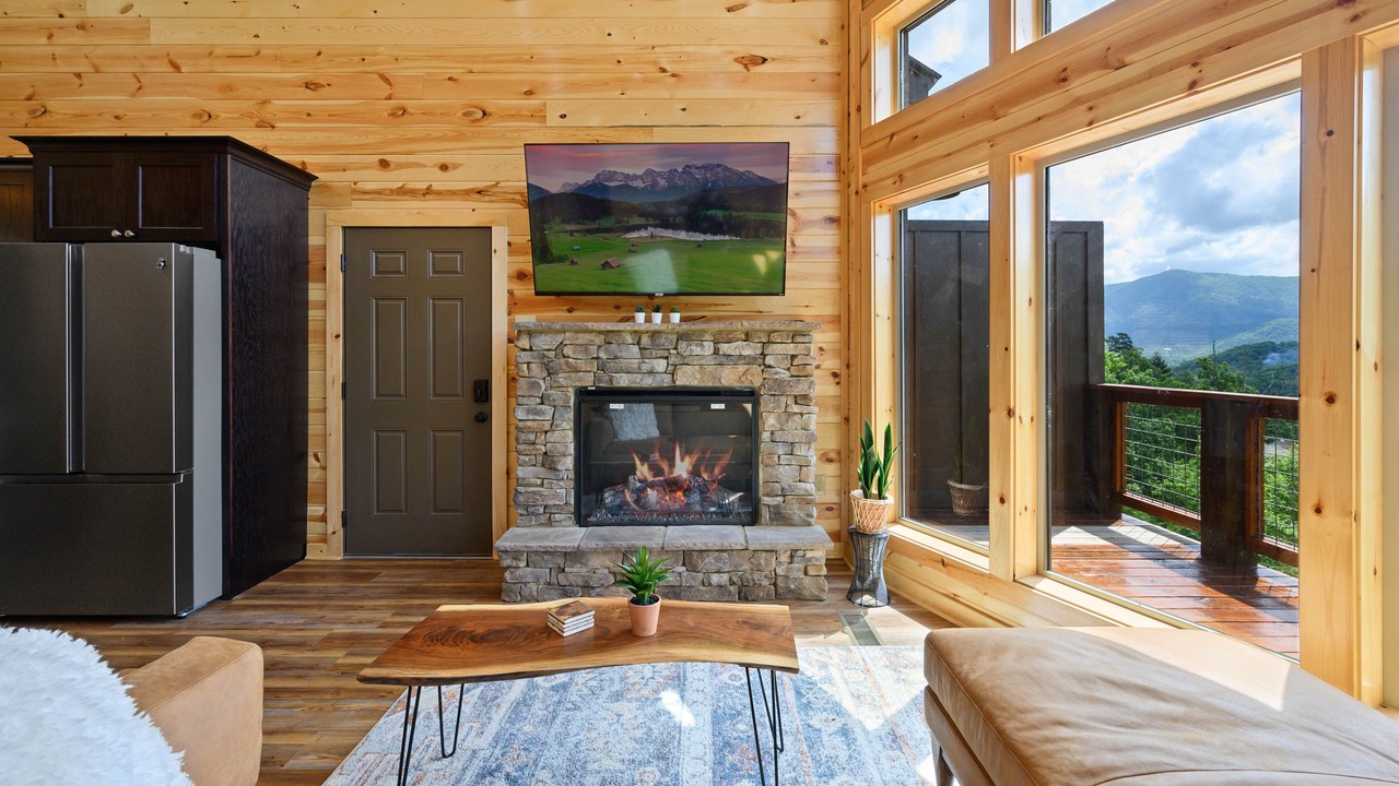 Photo of Livingroom in Wears Valley