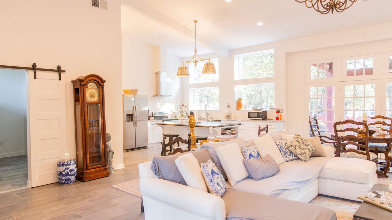 Photo of Livingroom in Quinlan