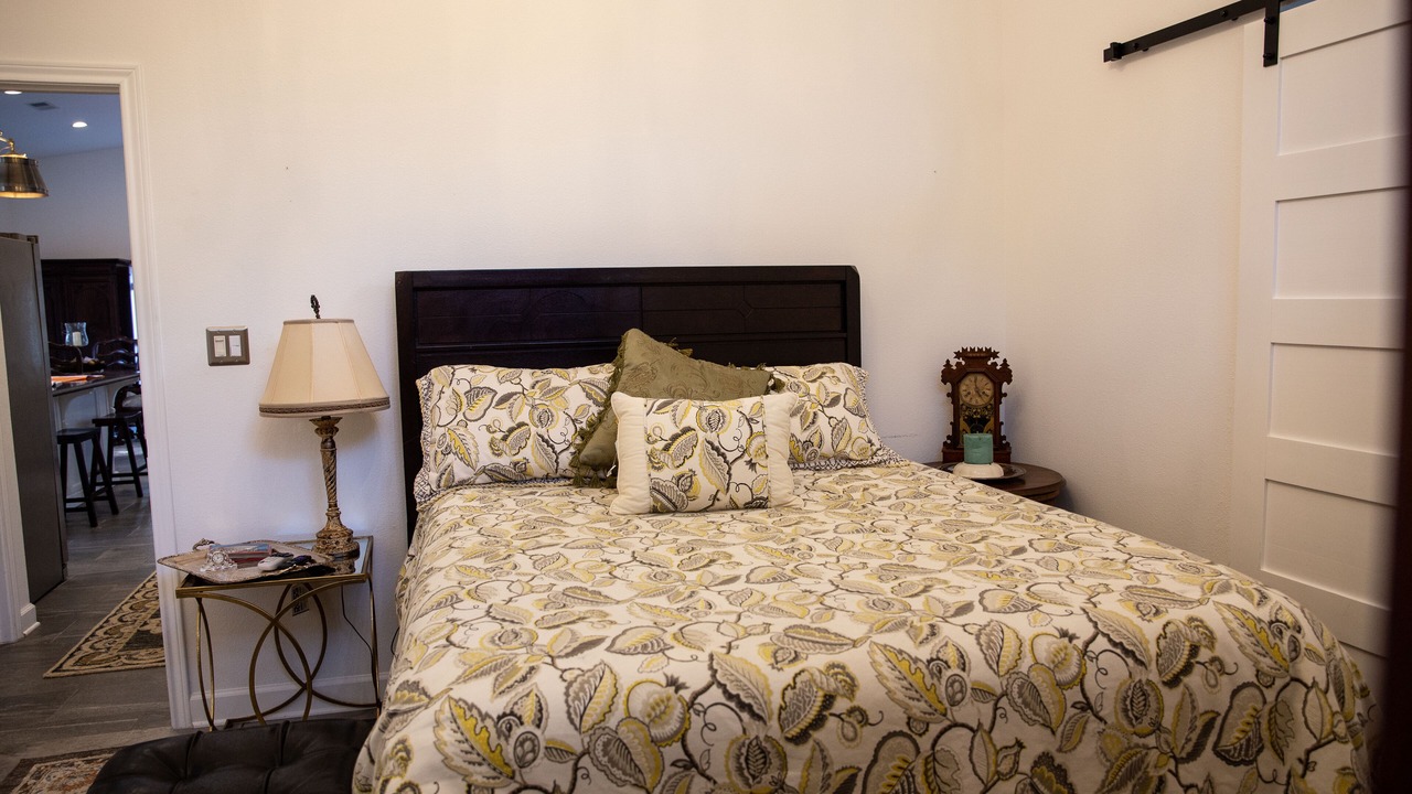 Photo of Bedroom in Quinlan