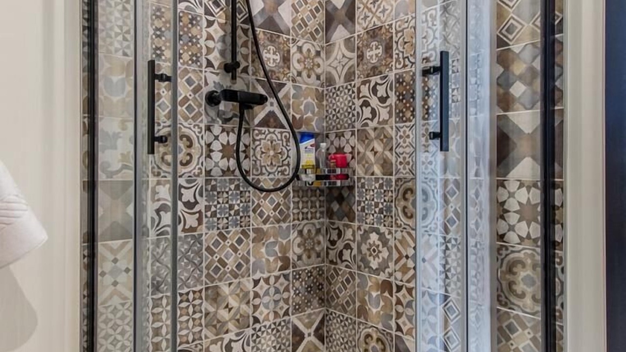 Photo of Bathroom in Anost