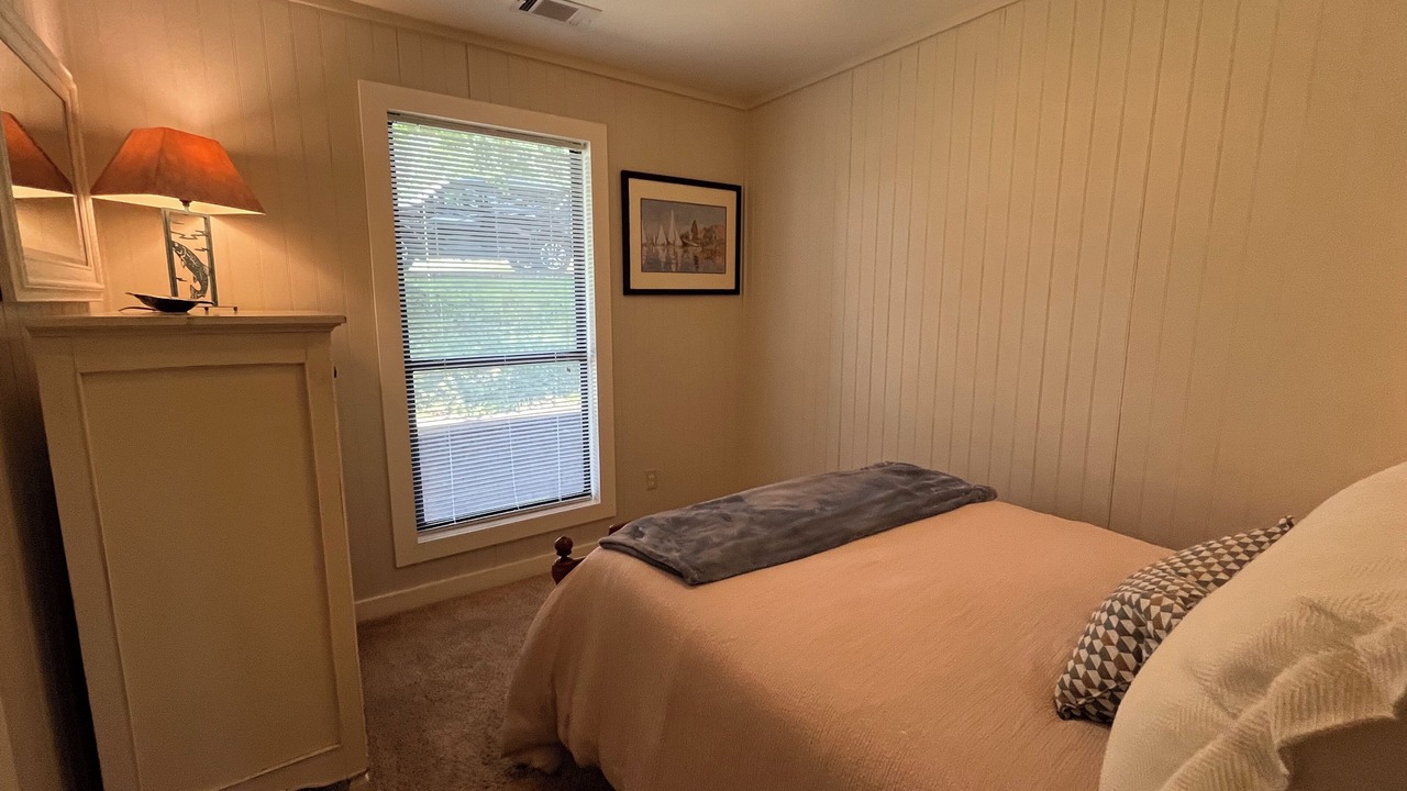 Photo of Others in Crane Hill